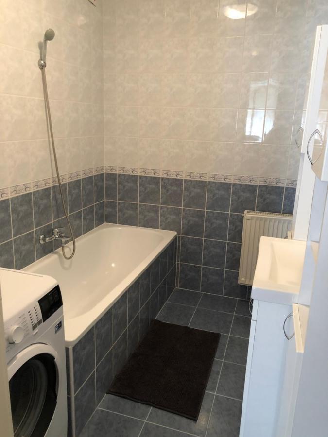 Alina Apartmanok Hajduszoboszlo Exterior photo
