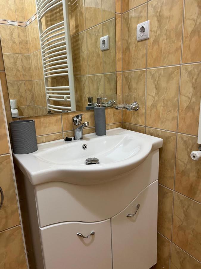 Alina Apartmanok Hajduszoboszlo Exterior photo